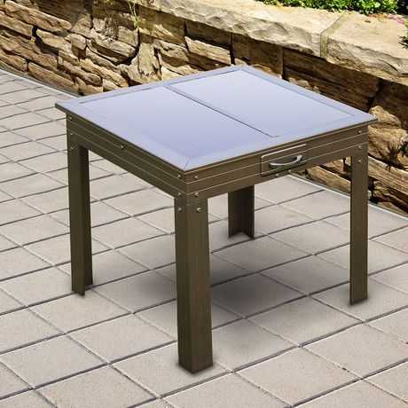Product Review: Savana Solar Panel Charging Table by Nature Power
